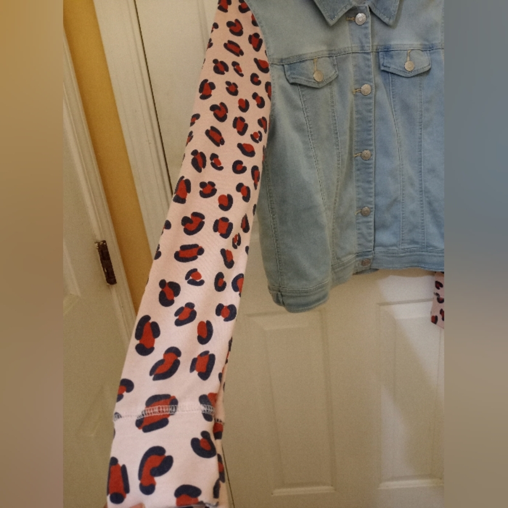 Cat And Jack Girls Denim And Leopard Print Light Jacket - Picture 5 of 12